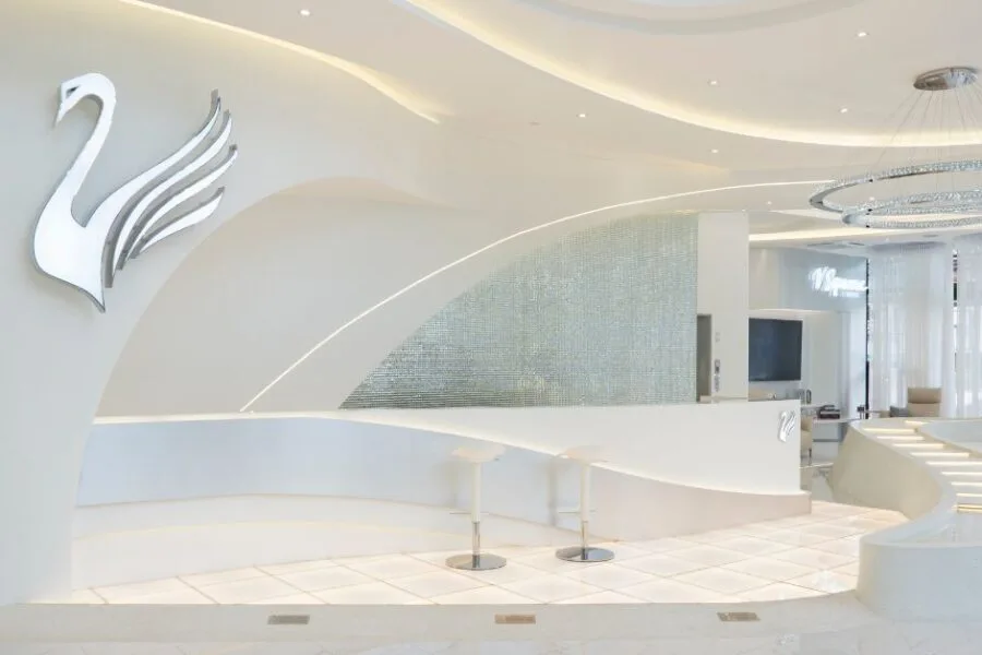 V-Square-Clinic-Gallery-5-900x600.jpg